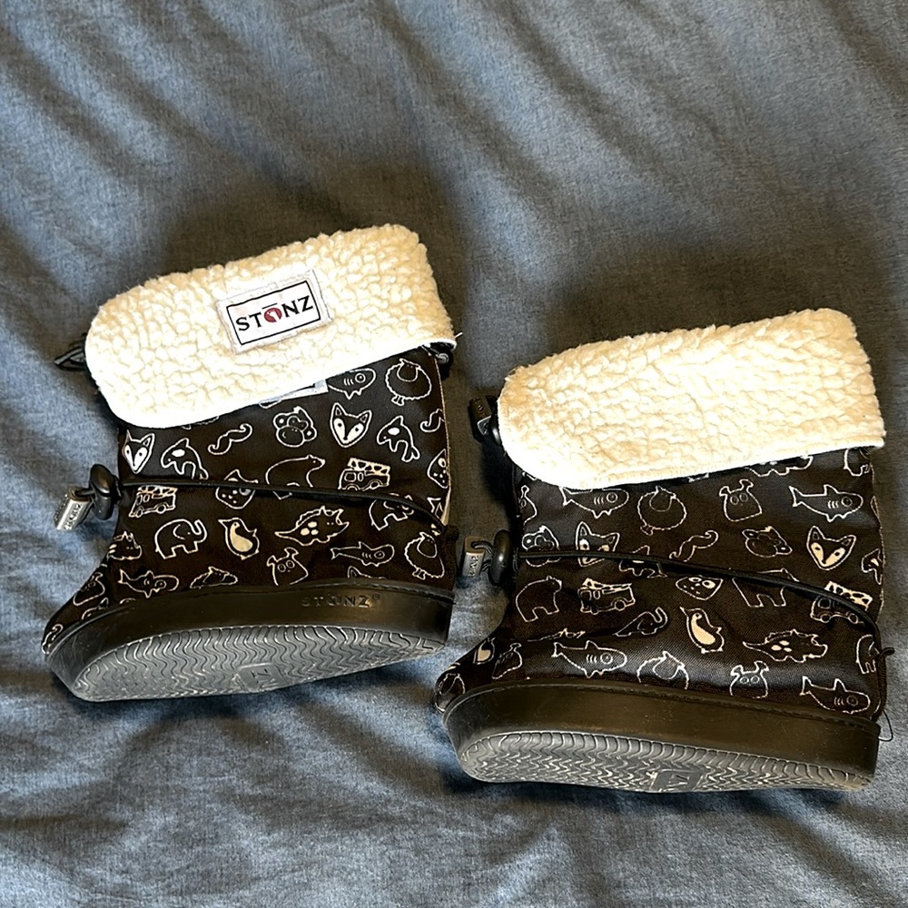 Stonz baby booties
